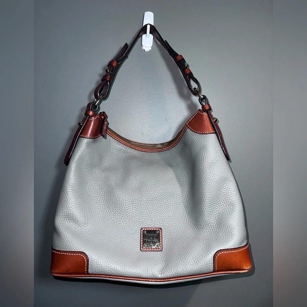 👜 Dooney & Bourke Pebble Grain Leather Hobo Shoulder Bag